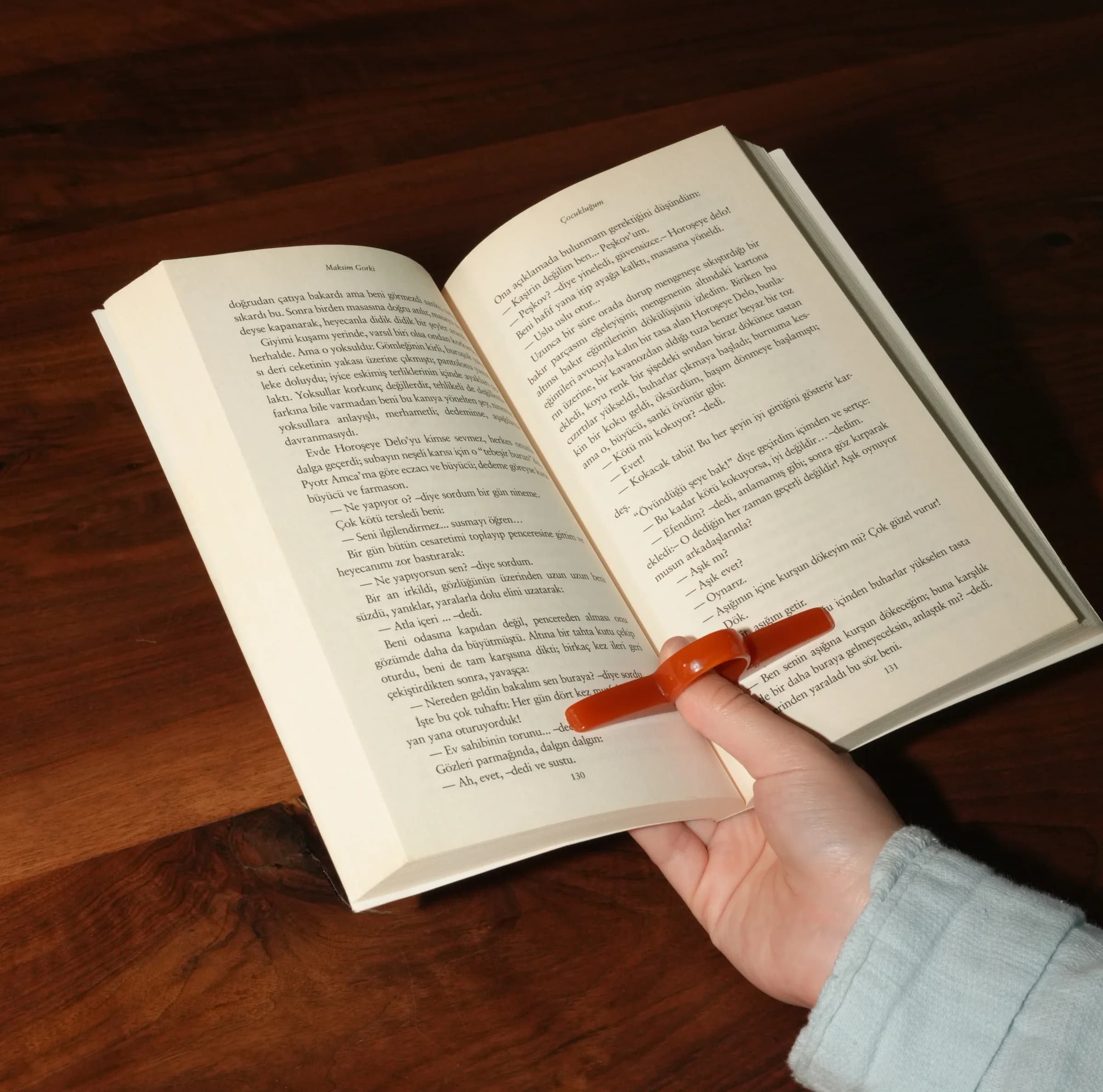 Resin Page Holder